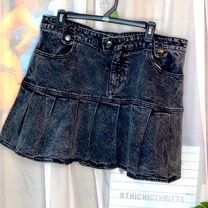 Awesome Mickey Mouse Club Shirt with Black Stone wash Ruffled Skirt!!